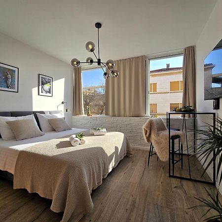 Brnistra Suites Σπλιτ Εξωτερικό φωτογραφία